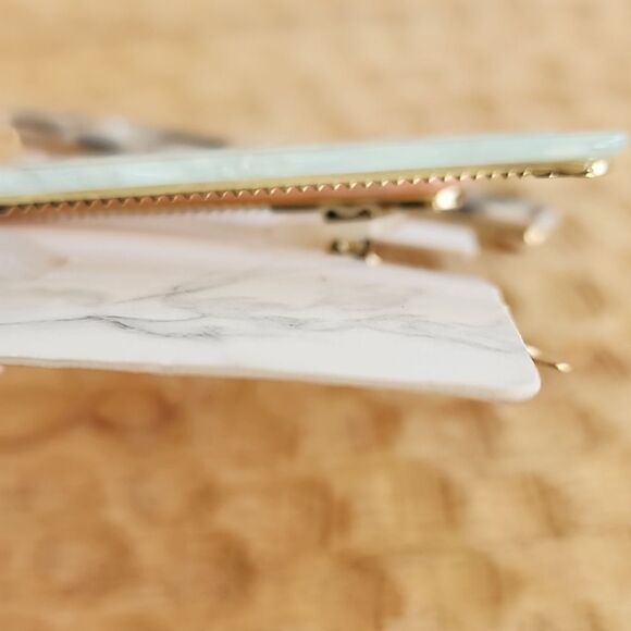 Three NWOT Hair Clips with Stay Put Grip Teeth - Picture 4 of 4